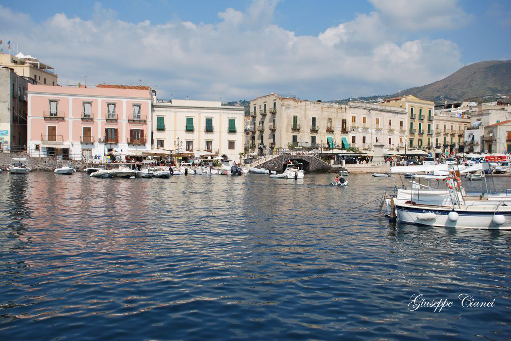 Isola di Lipari, il porto