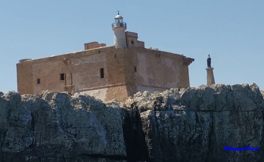 Il Castello Fortezza di Carlo V° a Portopalo di Capo Passero