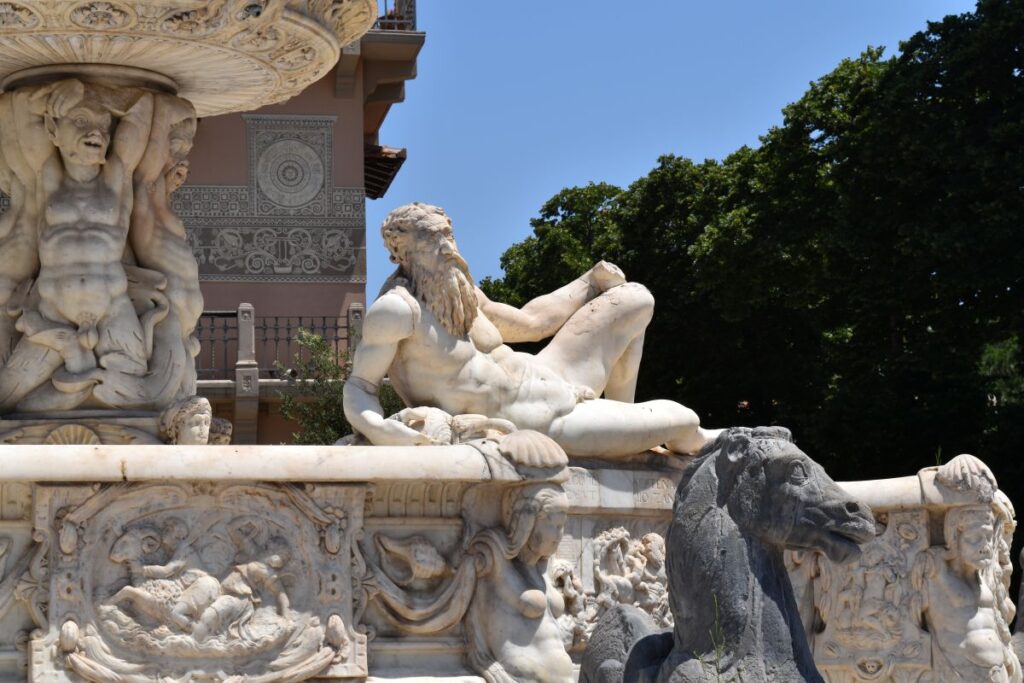 La Fontana di Orione a Messina in Piazza Duomo